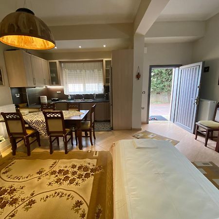 Vila Violeta 1 Vlorë Екстериор снимка